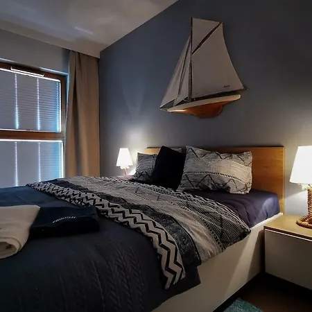 Atlantic Apartment *